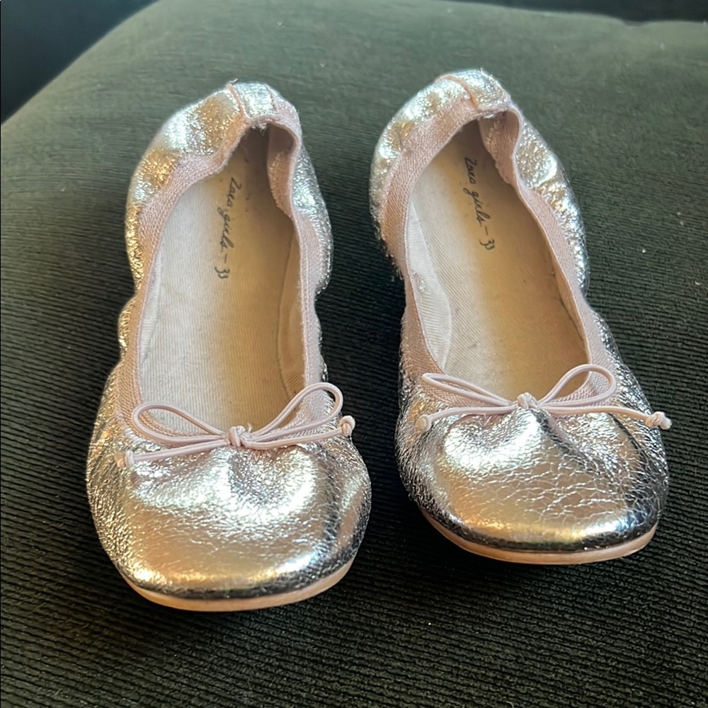 Zara Silver and Pink Dress Shoes with Decorative Bows